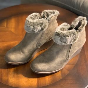 Lane Bryant Booties 8W (new without tags)